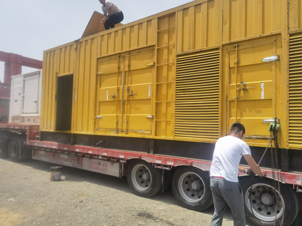 扶绥发电机出租100KW发电机需要什么规格的电缆线?