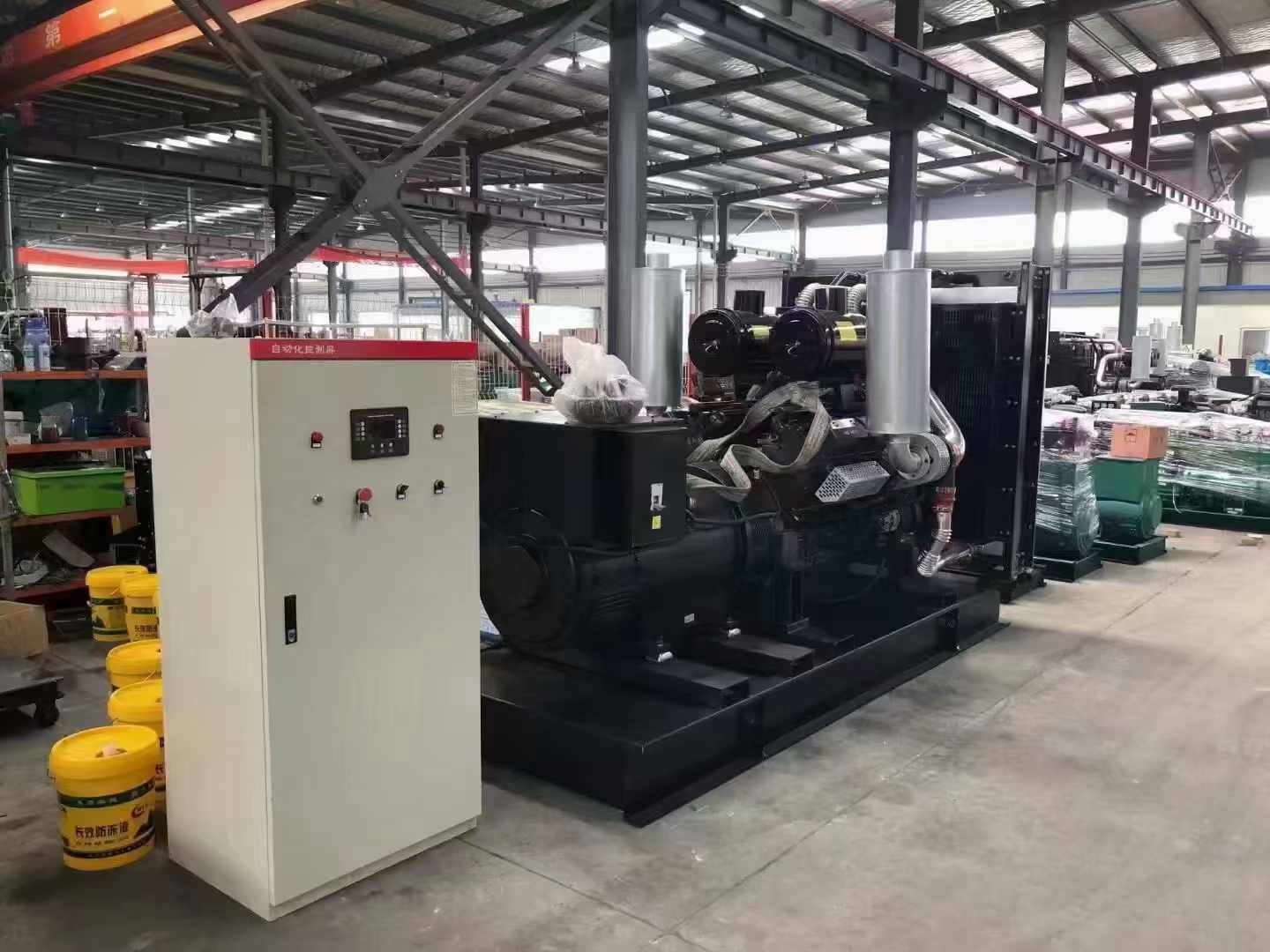 扶绥柴油发电机运行时的噪音和振动水平如何？